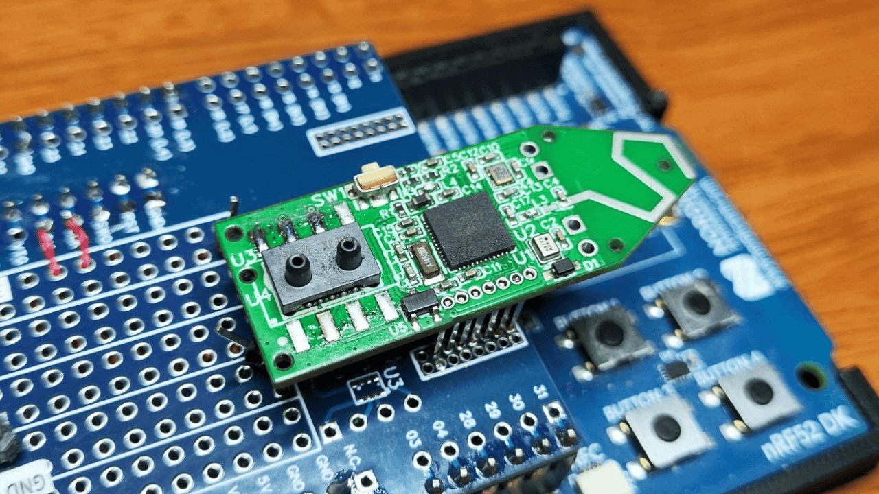 FlyBeeper TAS — PCB v3 layout, 44 × 15 mm